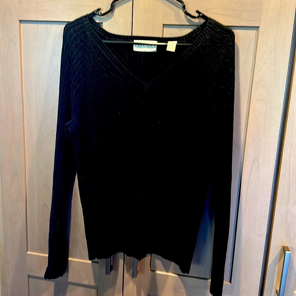 Black V neck sweater - Worn Once